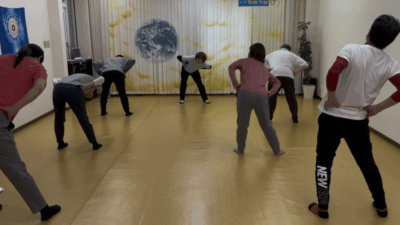 イルチブレインヨガの腰回しをやってみよう！